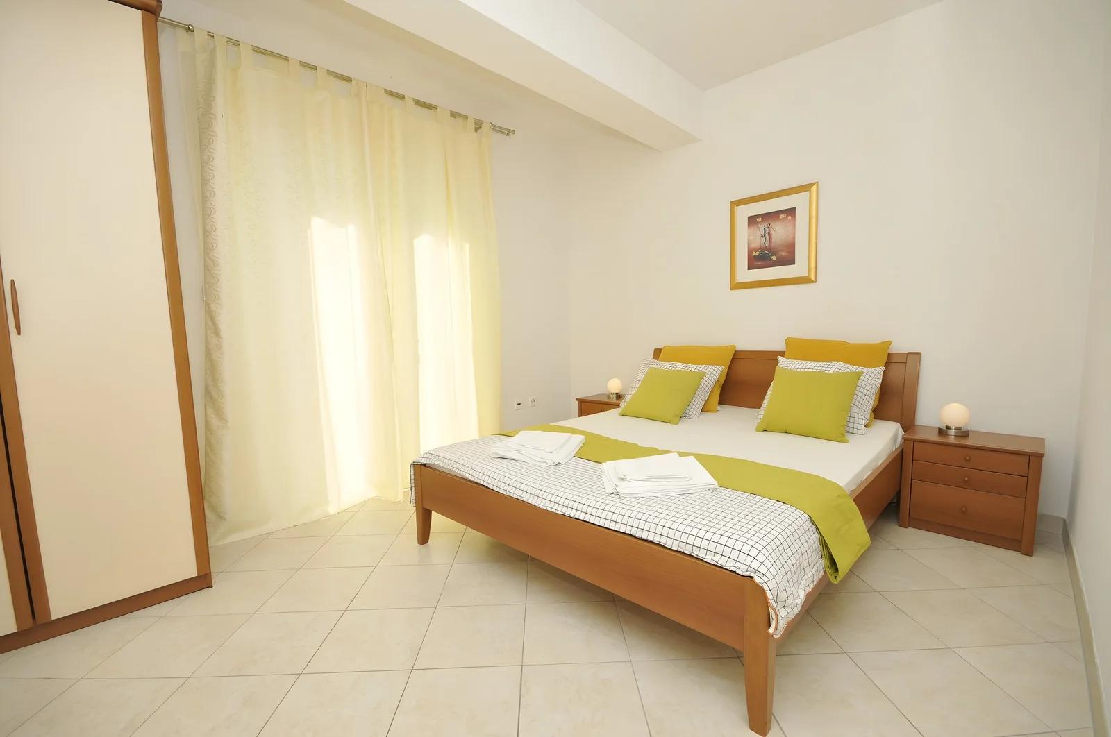 Jenny — Bedroom